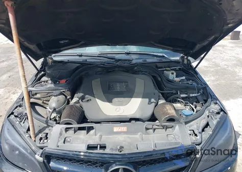 2008 Mercedes-Benz C 300 3.0L Luxury/Sport 4Matic z USA, uszkodzony, nr VIN WDDGF81X98F172078